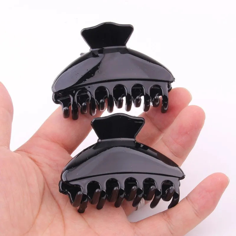 Hair Claw Clips for Women Basic Simple Black Plastic Hair Pin Japanese Girl Crab for Hair Banana Clips Accessories 3 Sizes