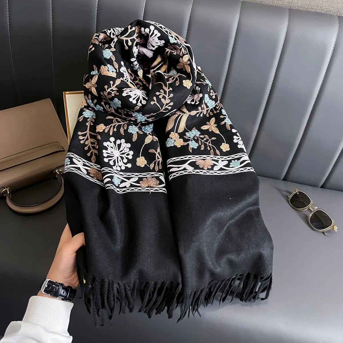Scarf – Embroidered Cashmere-Blend Winter Scarf